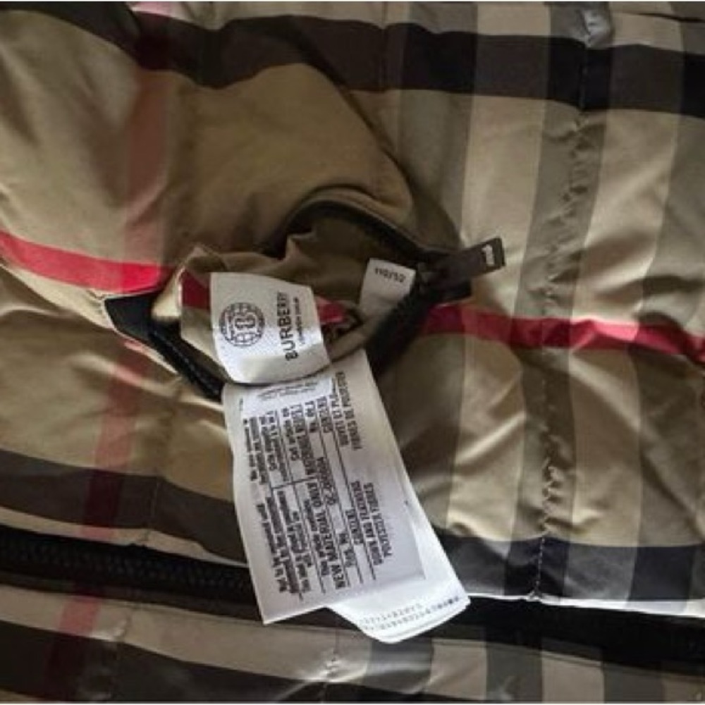 Burberry Coat - Picture 6 of 9
